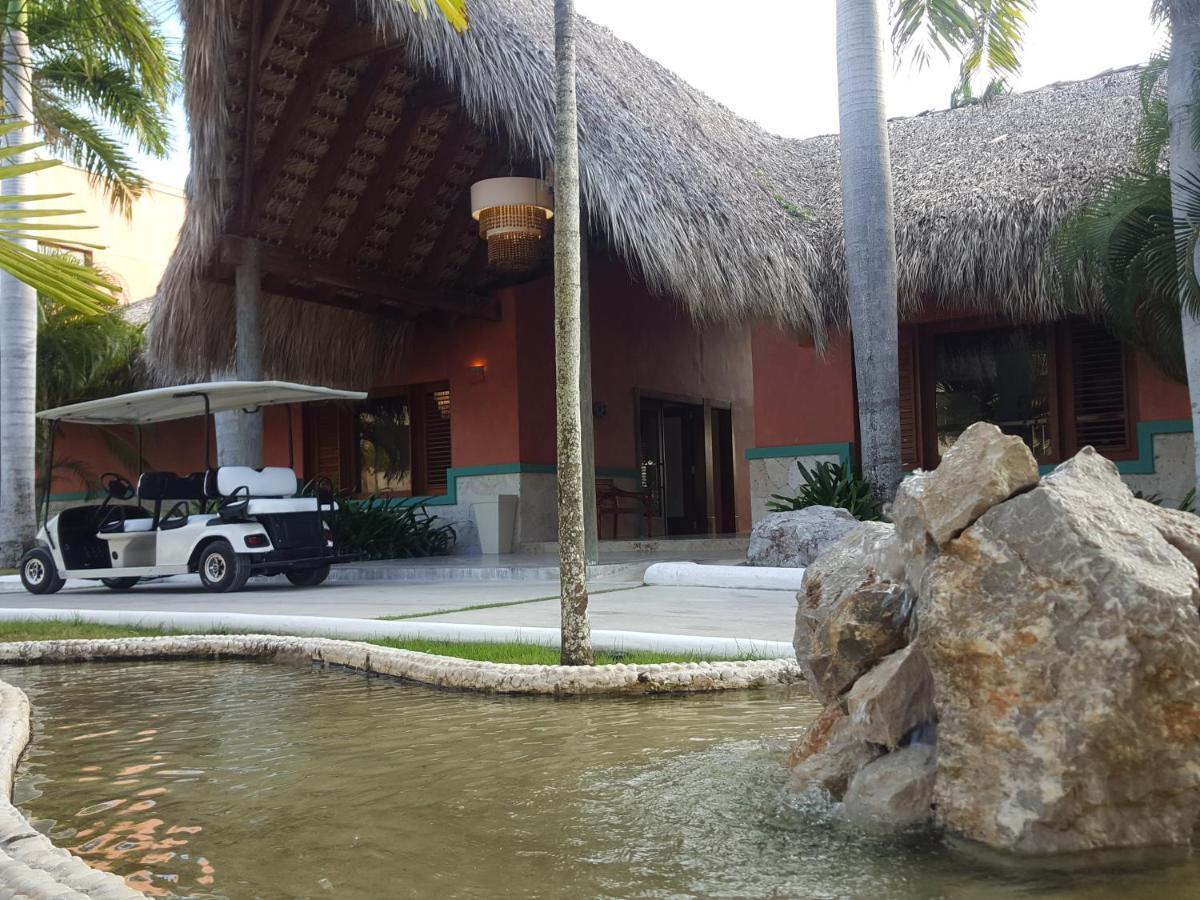 Hotel Sunset Boutique Suites 4*