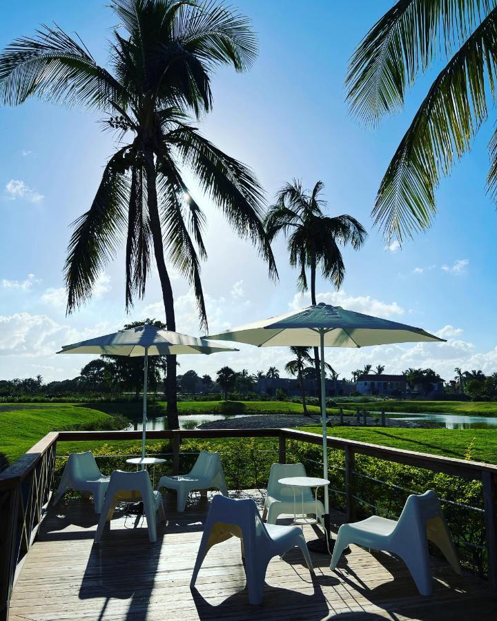 Sunset Boutique Suites 4*